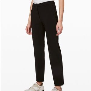 Lululemon On The Move Pant new size 6 black